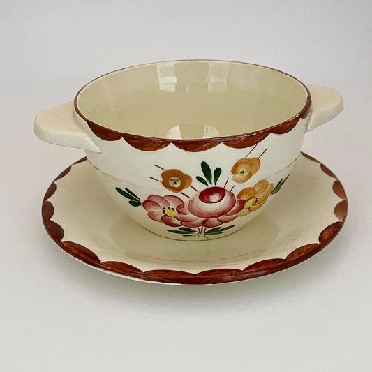 Bowl / sauce boat with its saucer