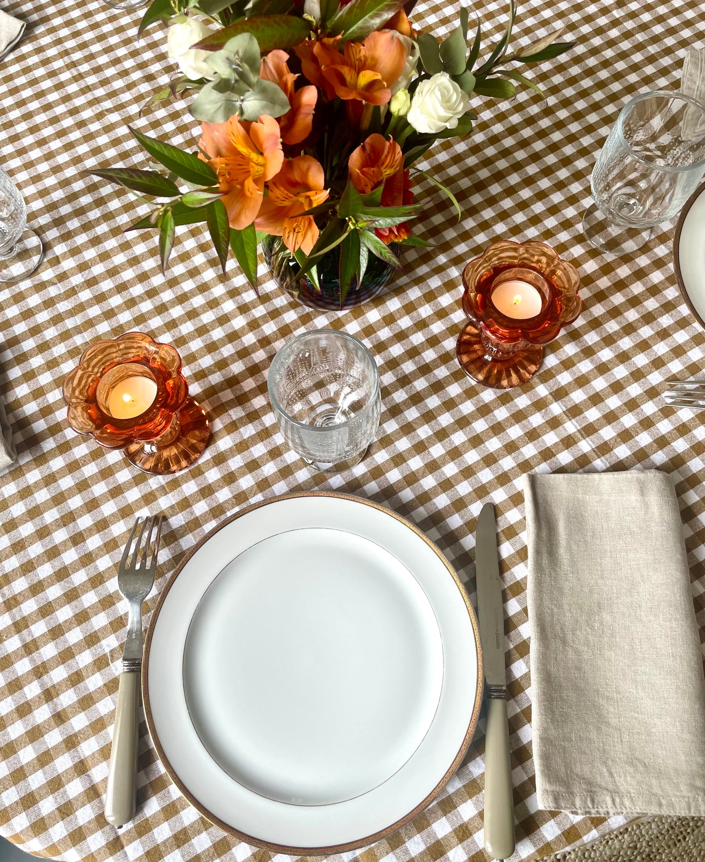 6 assiettes plates en porcelaine de Limoges Raynaud