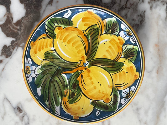 Flat bowl with lemon motif by Gulino Caltagirone